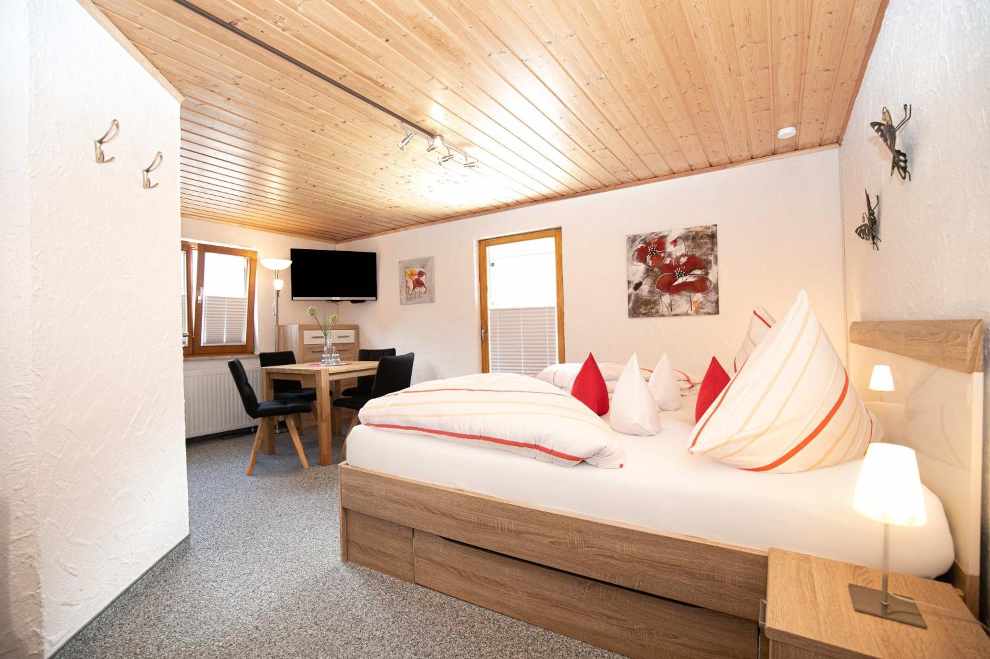 Hotel Restaurant Amadeus - Inclusive Skipass Und Vieles Mehr Bad Hindelang Zewnętrze zdjęcie