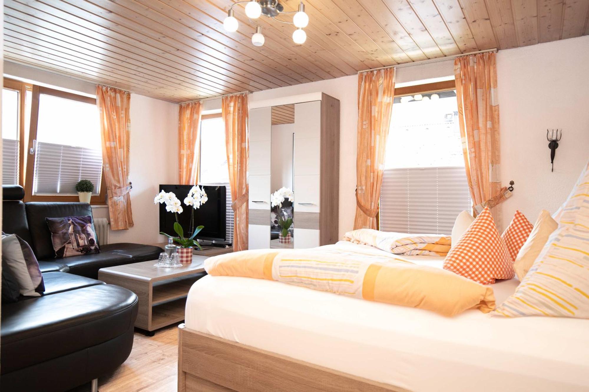 Hotel Restaurant Amadeus - Inclusive Skipass Und Vieles Mehr Bad Hindelang Zewnętrze zdjęcie
